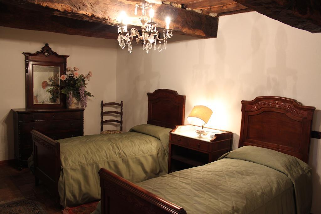 Casa Giuliana Guest House Calosso Room photo